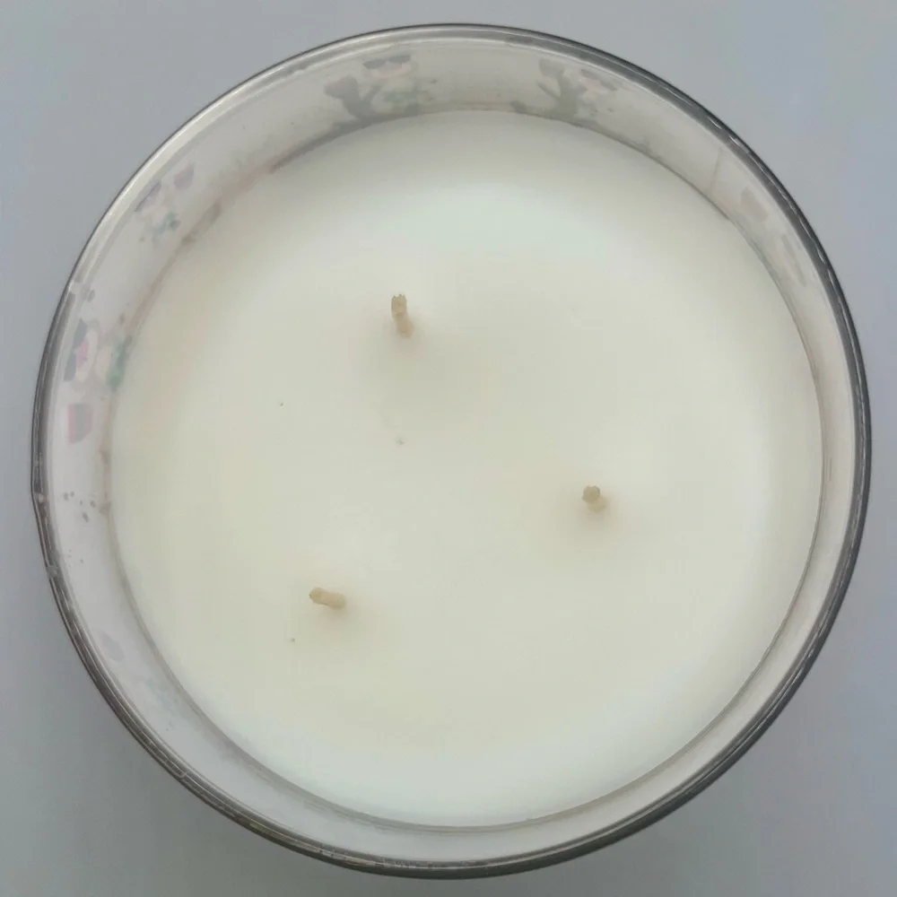 Bath & Body Works HOT COCOA AND CREAM 3 Wick Holiday Candle In Box NEW